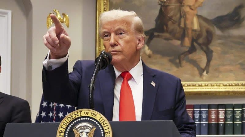 Polymarket event artwork: Who will leave Trump Administration before 2027?